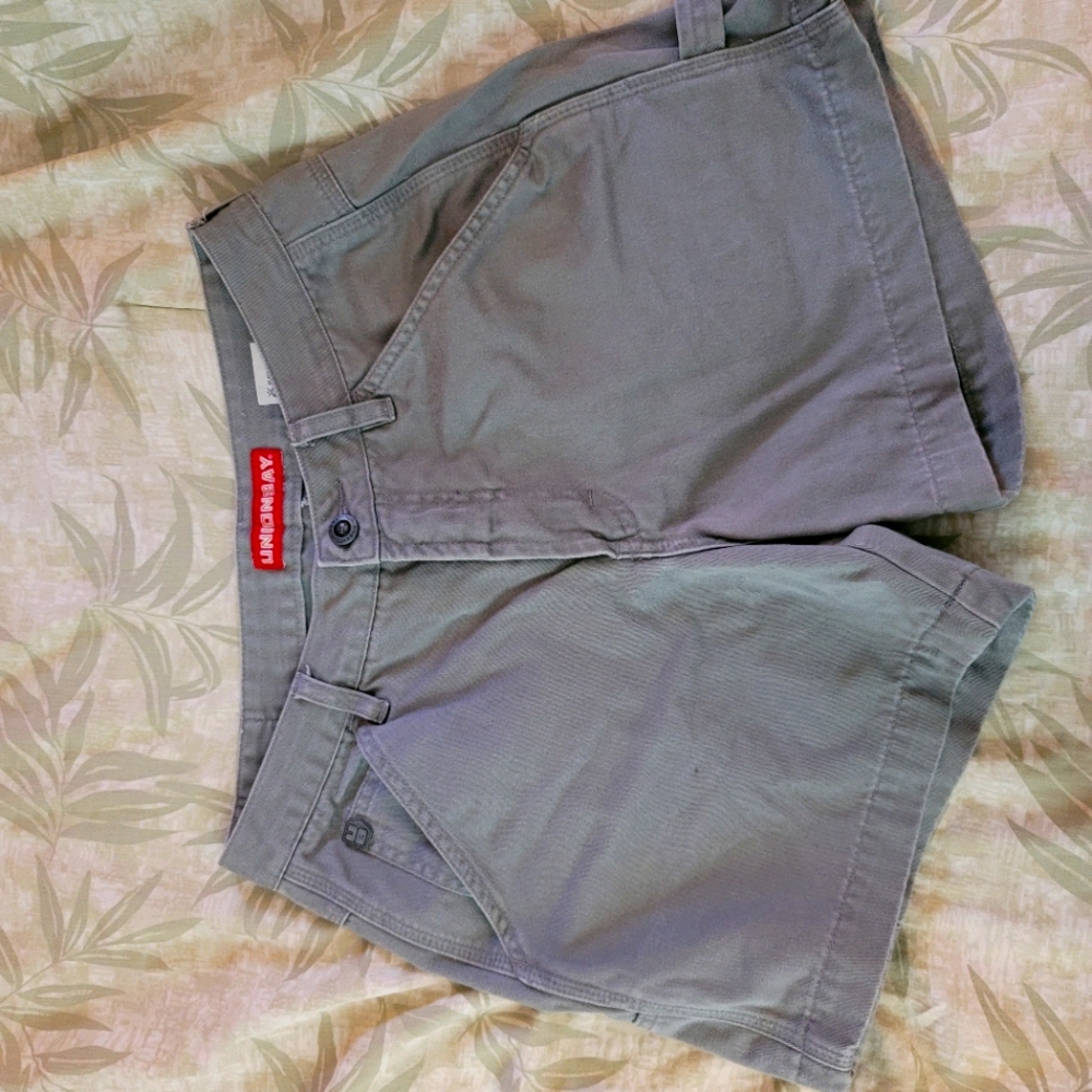 Union Bay Size 7 Shorts